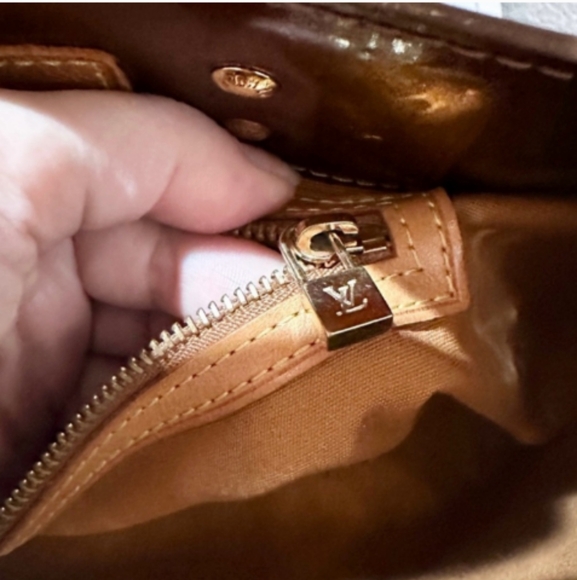 Louis Vuitton vernis reade bronze bag - Picture 3 of 9